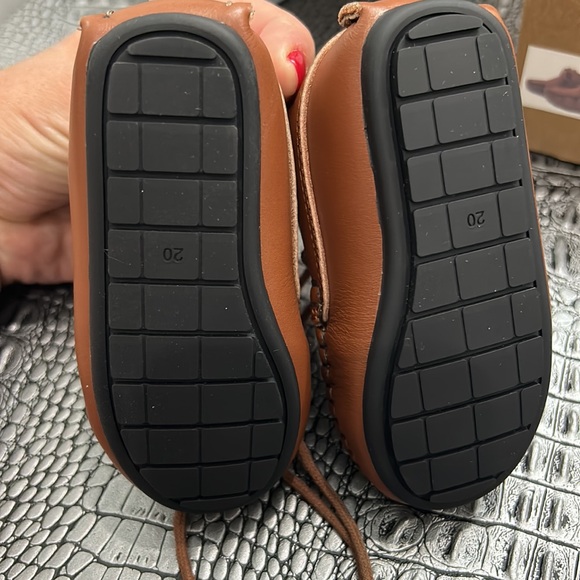 Perroquet baby lace shoe size 20- brand new - Picture 3 of 5